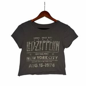 Urban Outfitters Led Zeppelin T-Shirt Women Small Gray Crewneck SS Rock 70s Band